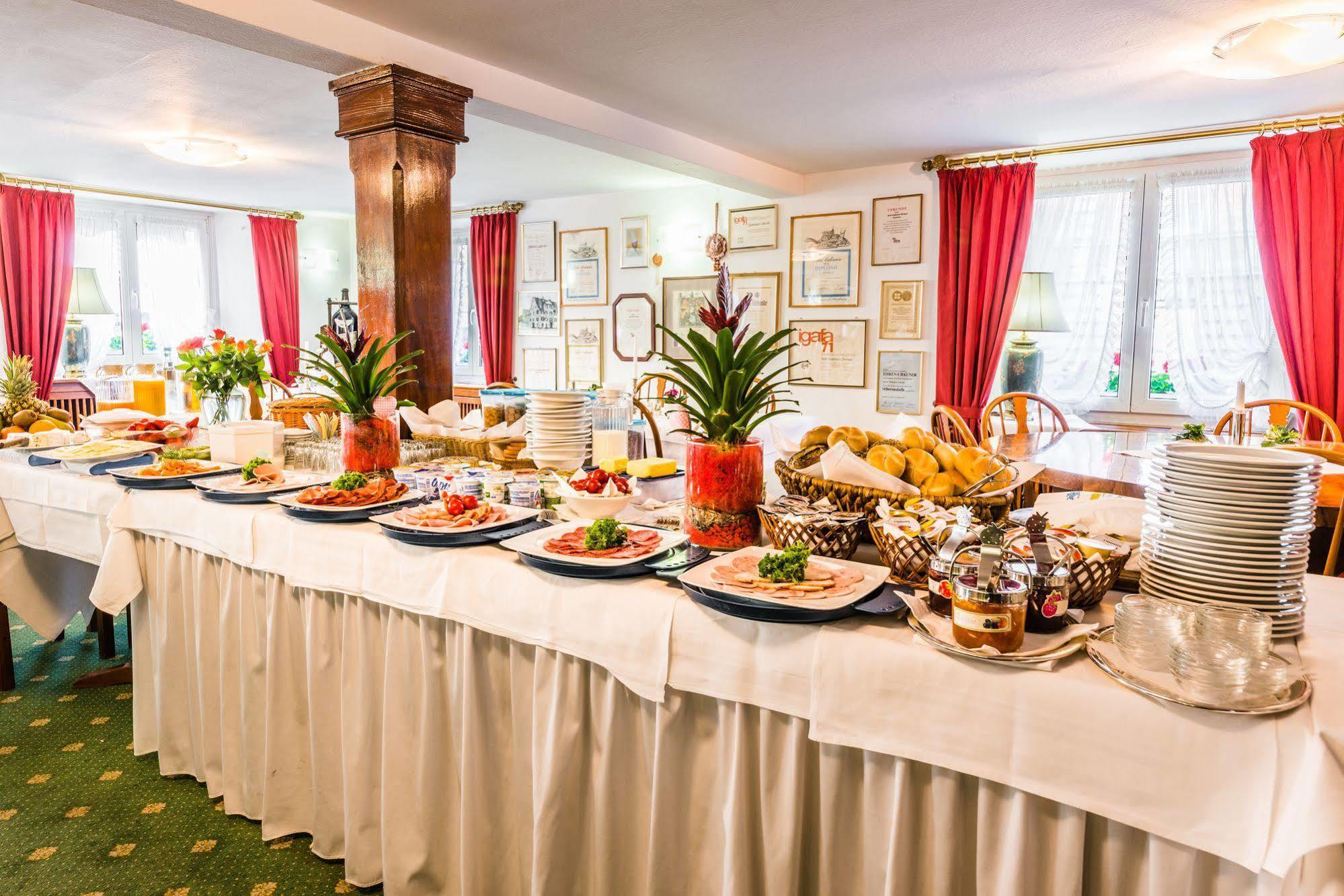 Hotel Goldener Sternen Konstanz Eksteriør bilde